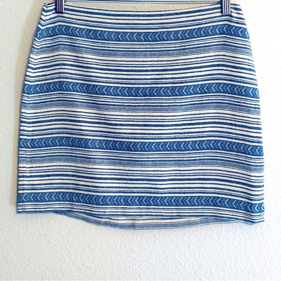 Gap Women’s Ethnic Mini Skirt in Blue & White . Size 6. SKU 509 - Picture 1 of 11